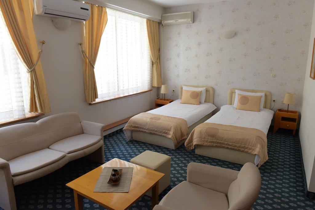 Hotel Residence Inn Σκόπια Εξωτερικό φωτογραφία